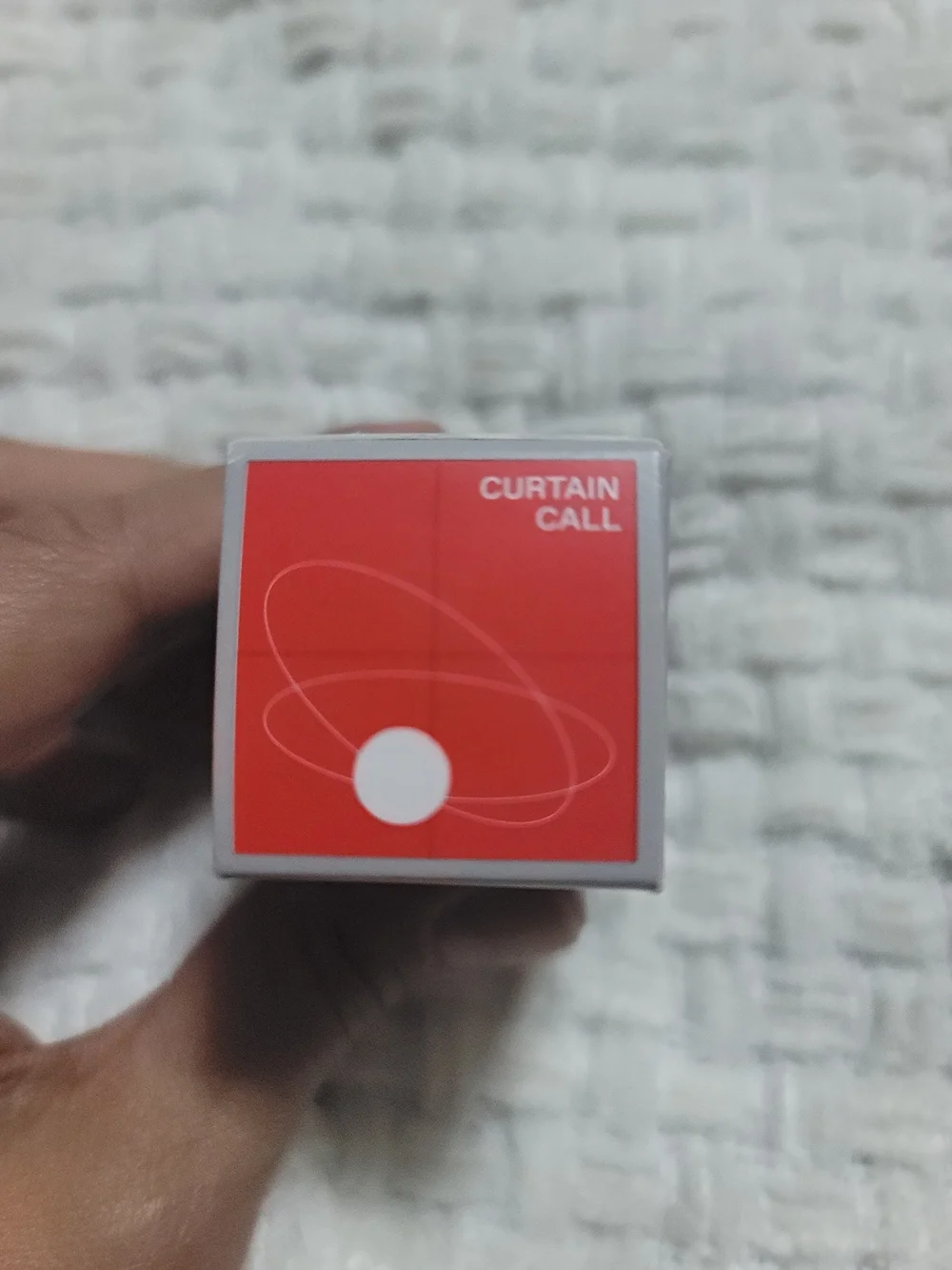 r.e.m. beauty Eclipse Blush & Lip Stick - Curtain Call